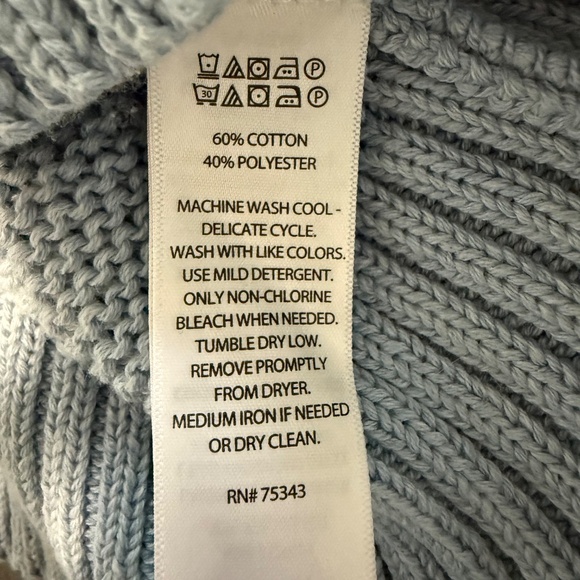 Nikole‎ Miller New York Women’s Knit Light Blue Sweater With Hood Size L - Picture 7 of 7